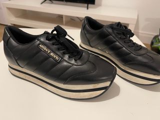 Zapatillas Armani Jeans Sneakers – talla 41 Mujer