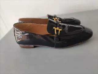 Mocassini donna Clarks neri vernice oro