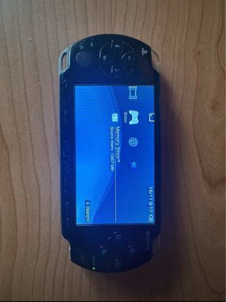 Sony PSP 2000 Nera + Custodia LittleBigPlanet