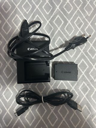 Camara relfex Canon EOS 1300D