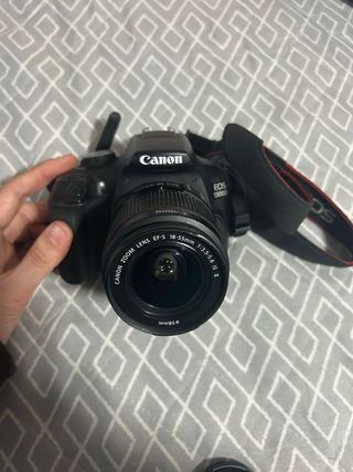 Camara relfex Canon EOS 1300D