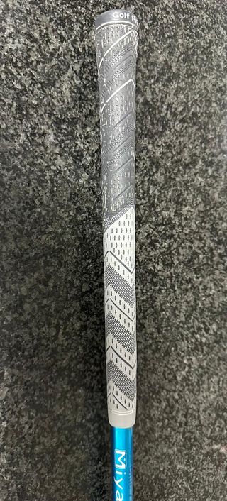 Hierro- Híbrido Z u45 Srixon 20grados