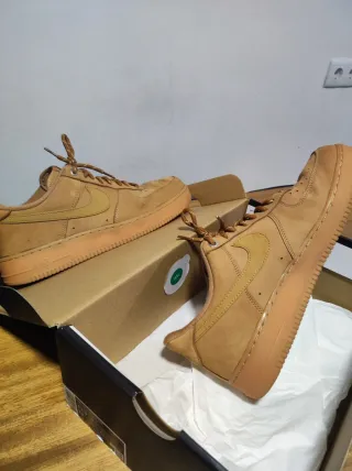 Nike Air Force 1 Beige/Marrón Talla 45,5