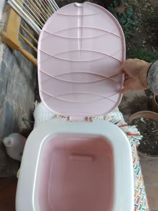 Orinal infantil de plástico rosa