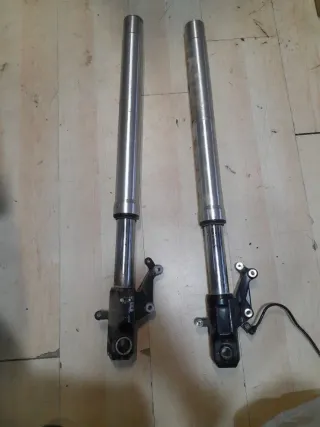 Barras y Botellas Horquilla BMW C650 Sport