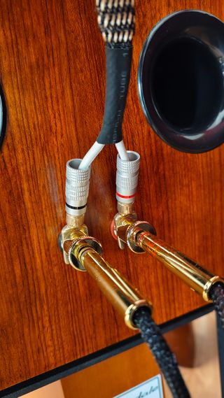 LINTON +SUPER Twitters APERION +SOPORTE WHARFEDALE