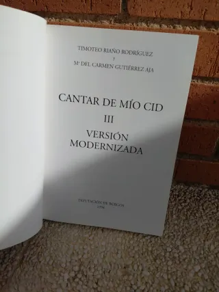 Cantar de Mio Cid .Tres volúmenes I, II, III.