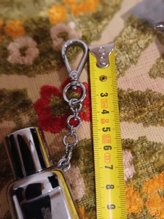 Prada Perfumero Llavero Plateado