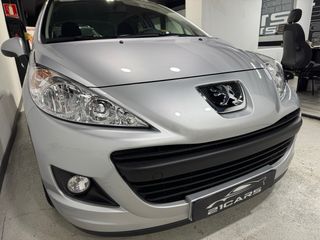 Peugeot 207+ 1.4i SOLAMENTE 2.400 kilometros !!