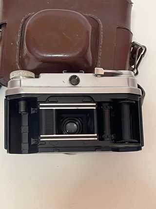 Cámara FOCA SPORT I con funda de cuero