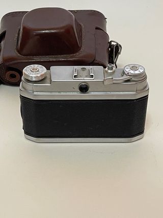 Cámara FOCA SPORT I con funda de cuero