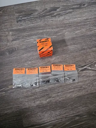 Juego 2 pinzas toma corriente Ibertren N