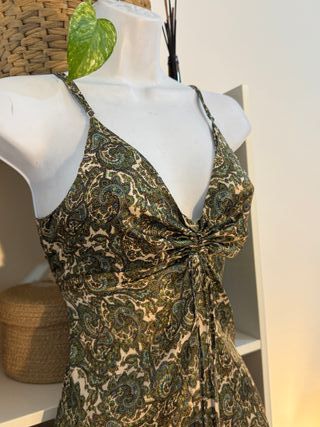 vestido corto estampado paisley talla M