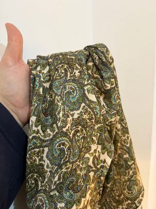 vestido corto estampado paisley talla M