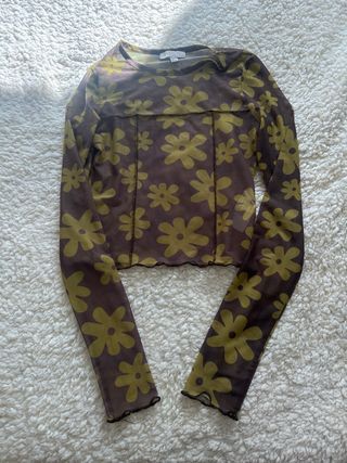 Blusa transparente con estampado