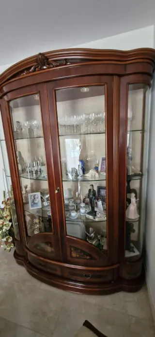 Salón comedor madera maciza