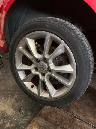 Llantas Opel Astra GTC con Neumáticos