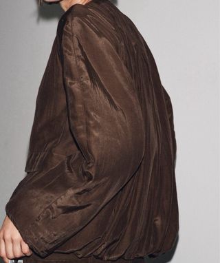 Chaqueta Zara marrón sin usar.