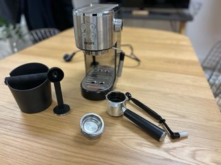 Cafetera Krups y accesorios