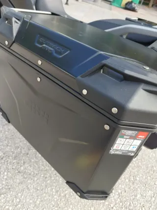 Honda Transalp 750 Negra. Precio sin maletas/herra