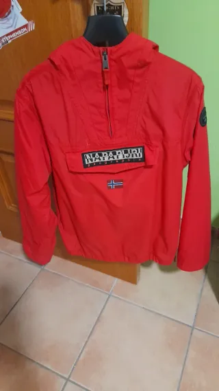 Chaqueta Napapijri niño roja