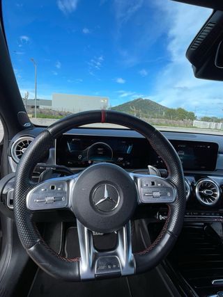 Mercedes-Benz Clase A, AMG A35 2020