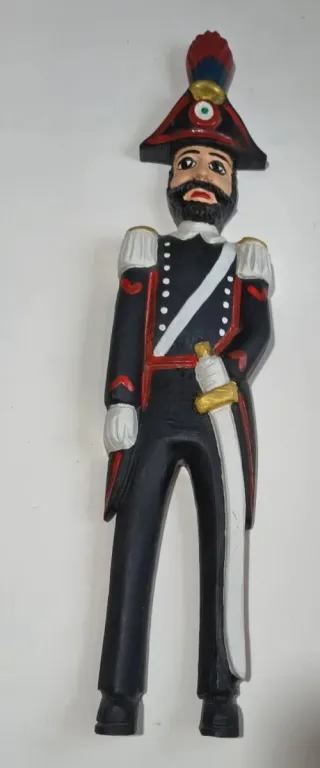 Carabiniere in legno cm. 50