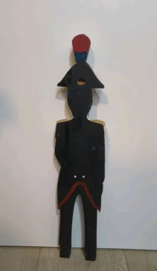 Carabiniere in legno cm. 50