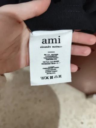 Camiseta AMI Paris Negra