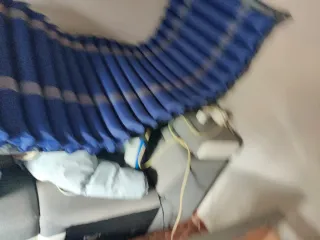 Cama articulada para personas mayores