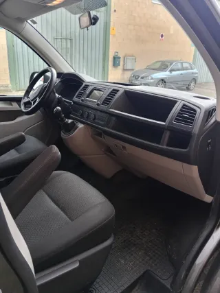 Volkswagen Caravelle 2016