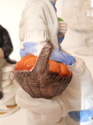 Coppia Statuine Porcellana Biscuit Vintage