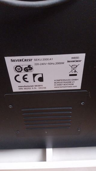 Chimenea eléctrica con mueble blanco