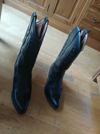 Botas cowboy piel negras altas