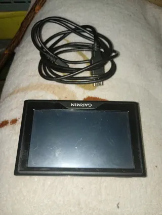 GPS Garmin Drive 40 LM como nuevo