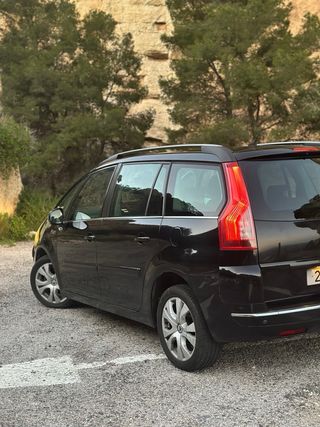Citroen Grand C4 Picasso 2011
