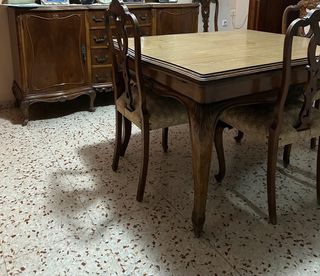 6 Sillas Vintage Madera Tapizadas y mesa comedor