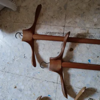 Lote 5 Perchas Antiguas Madera