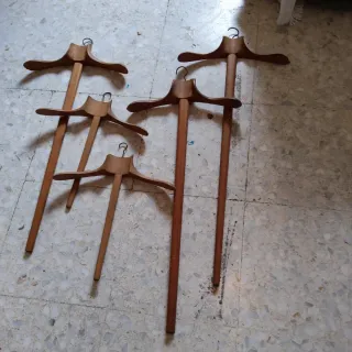 Lote 5 Perchas Antiguas Madera