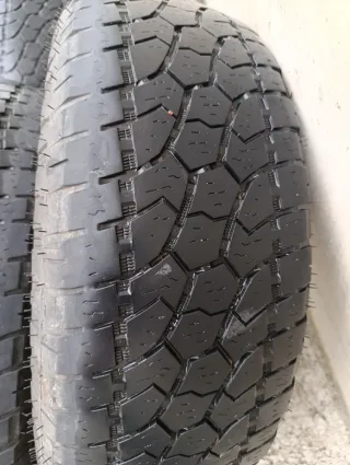 Neumáticos de furgoneta 205-70R15