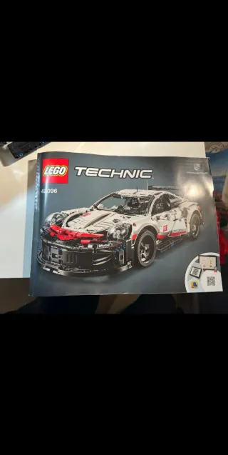 Lego Porsche 911 RSR 42096