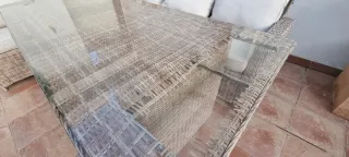 2 Conjuntos de sofas y mesas de jardín ratán