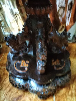 Mesa china ,muy antigua