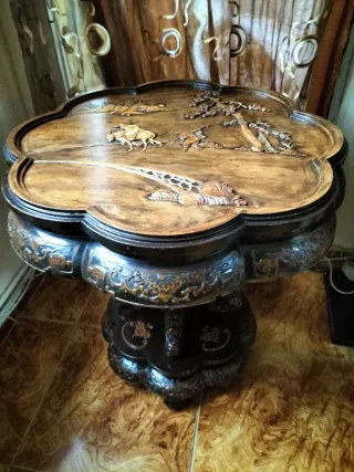 Mesa china ,muy antigua