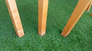 2 SILLAS IKEA MODELO BROR