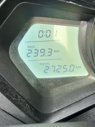 Maxi Scooter 125cc Blanca y Negra Wottan storm-t