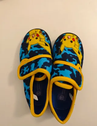 Zapatillas Pokemon Talla 28