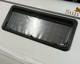 Ventana para caravana