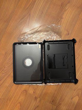 Custodia Otterbox per iPad Air 5ª Gen Nero