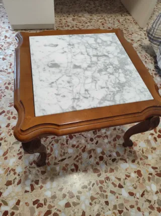 Mesa auxiliar clásica mármol y madera